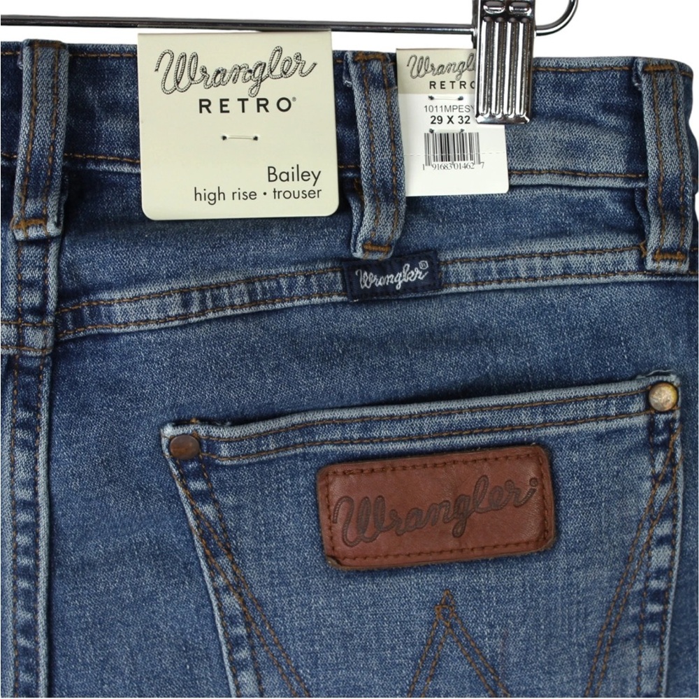 NWT Wrangler Women Retro Bailey High Rise Trousers Jeans 29x32 Denim Bootcut - Picture 7 of 14